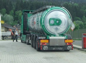The Heineken truck 30 seconds after rolling out of the brewery before it was stolen by everybody.
